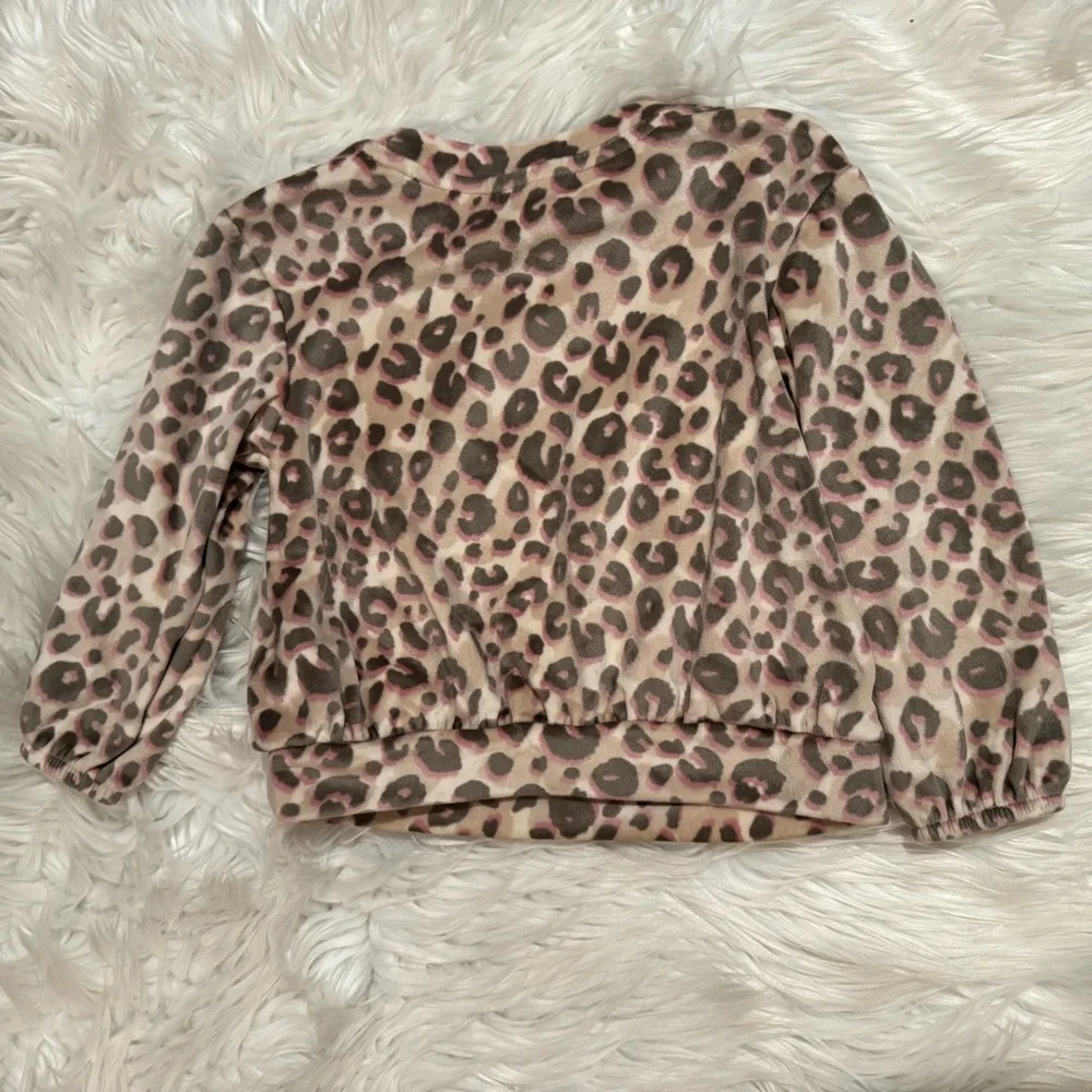 Cat‎ & Jack Girls 2T Leopard Velour Jogger Outfit Set